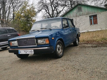 Авто ВАЗ 2107 2004 № 8221992