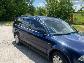 Авто Volkswagen Passat Variant 2002 № 8222009