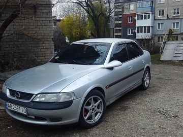 Авто Opel Vectra 1996 № 8222147