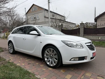 Авто Opel Insignia 2010 № 8222162