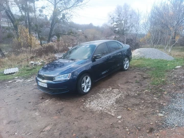 Авто Volkswagen Jetta 2011 № 8222186
