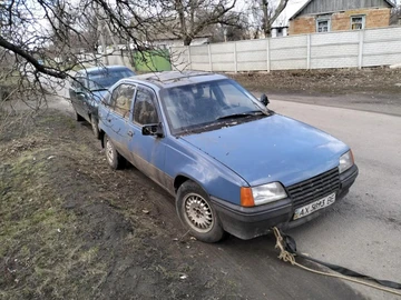 Авто Opel Kadett 2000 № 8222196