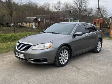 Авто Chrysler 200 2012 № 8222342