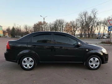 Авто Chevrolet Aveo 2008 № 8222368