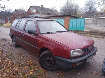 Авто Volkswagen Golf 1995 № 8222395
