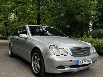 Авто Mercedes 220 2003 № 8222398