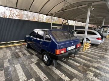 Авто ВАЗ 2109 2004 № 8222399