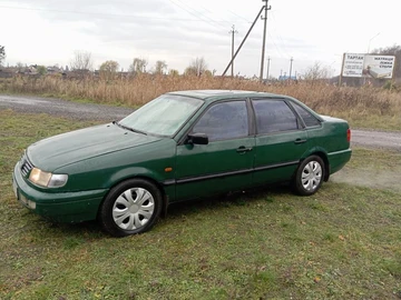 Авто Volkswagen Passat Sedan 1995 № 8222481