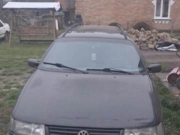 Авто Volkswagen Passat Sedan 1994 № 8222785