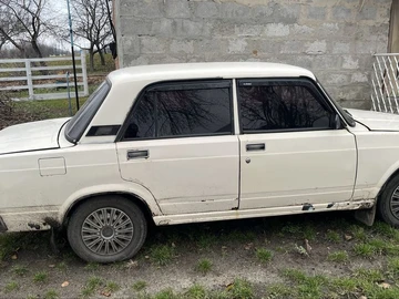 Авто ВАЗ 2105 1983 № 8222801