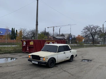 Авто ВАЗ 2107 1984 № 8222814