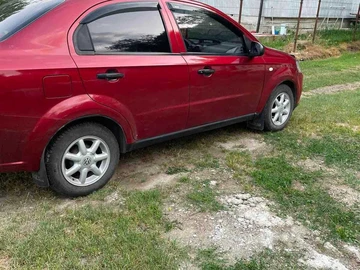 Авто Chevrolet Aveo 2007 № 8222825