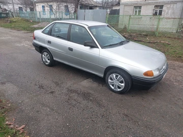 Авто Opel Astra 1993 № 8222929