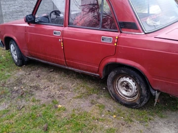 Авто ВАЗ 2105 1981 № 8222934