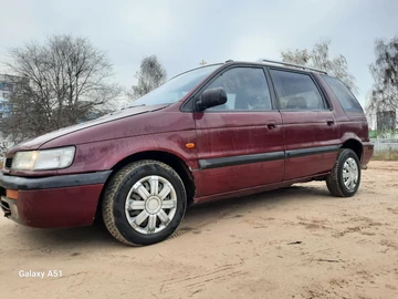 Авто Mitsubishi Space Wagon 2000 № 8223095
