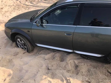 Авто Audi A6 Allroad 2003 № 8223321