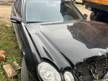 Авто Mercedes E Серия 2004 № 8223401