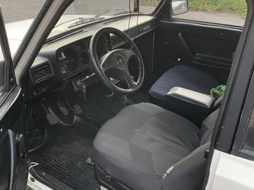 Авто ВАЗ 2105 1994 № 8223587