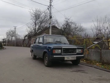 Авто ВАЗ 2107 2003 № 8223659