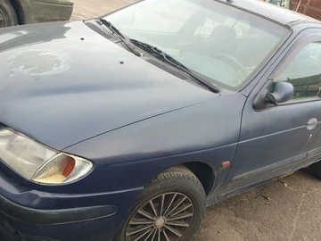 Авто Renault Megane 1998 № 8223732
