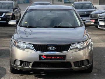 Авто KIA Cerato Forte  2009 № 8223761