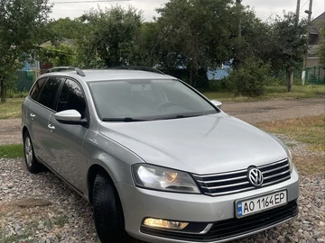 Авто Volkswagen Passat Variant 2012 № 8223789