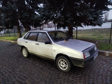 Авто ВАЗ 21099 1999 № 8223834