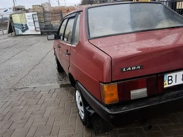 Авто ВАЗ 21099 1993 № 8223880
