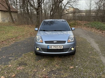 Авто Ford Fiesta 2007 № 8224001
