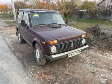 Авто ВАЗ 2121 1993 № 8224054