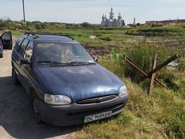 Авто Ford Escort 1995 № 8224108