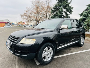 Авто Volkswagen Touareg 2004 № 8224156