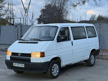 Авто Volkswagen Transporter 1993 № 8224158