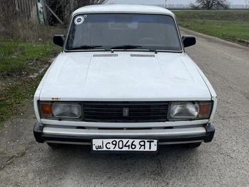 Авто ВАЗ 2105 1983 № 8224295