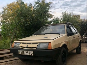 Авто ВАЗ 2109 1992 № 8224320