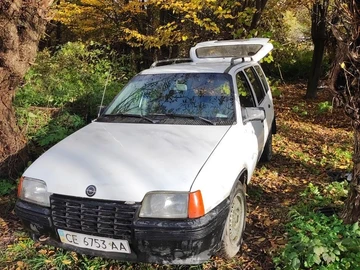 Авто Opel Kadett 1988 № 8224322