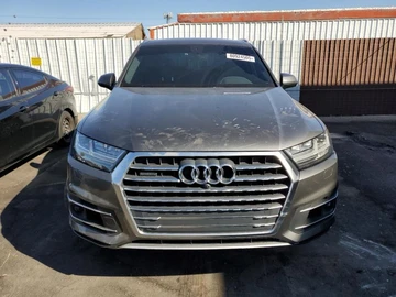 Авто Audi Q7 2018 № 8224435