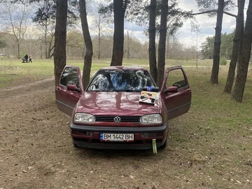 Авто Volkswagen Golf 1996 № 8224469