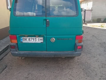 Авто Volkswagen Transporter 1998 № 8224523