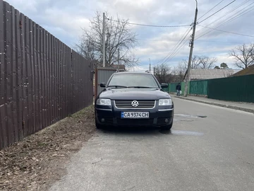 Авто Volkswagen Passat Variant 2002 № 8224727
