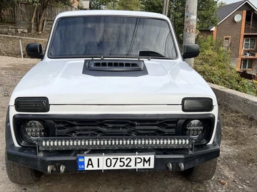 Авто ВАЗ 21214 1982 № 8224742
