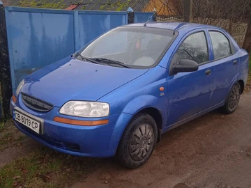 Авто Chevrolet Aveo 2003 № 8224749