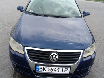 Авто Volkswagen Passat Sedan 2005 № 8224756