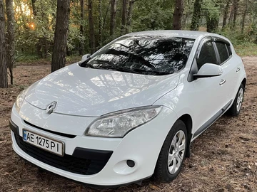 Авто Renault Megane 2010 № 8224819
