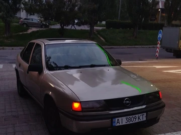 Авто Opel Vectra 1989 № 8224926