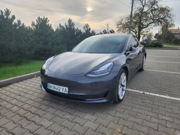 Авто Tesla Model 3 2018 № 8224934