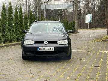 Авто Volkswagen Golf 2004 № 8224962