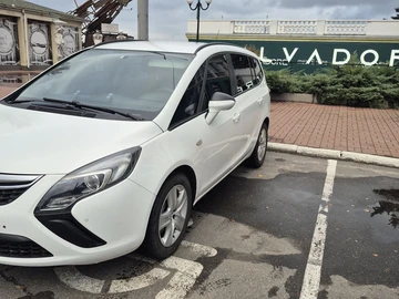 Авто Opel Zafira 2016 № 8224963