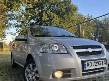 Авто Chevrolet Aveo 2011 № 8225092