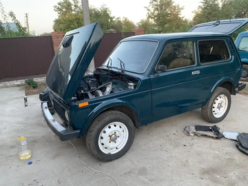 Авто ВАЗ 2121 2005 № 8225138